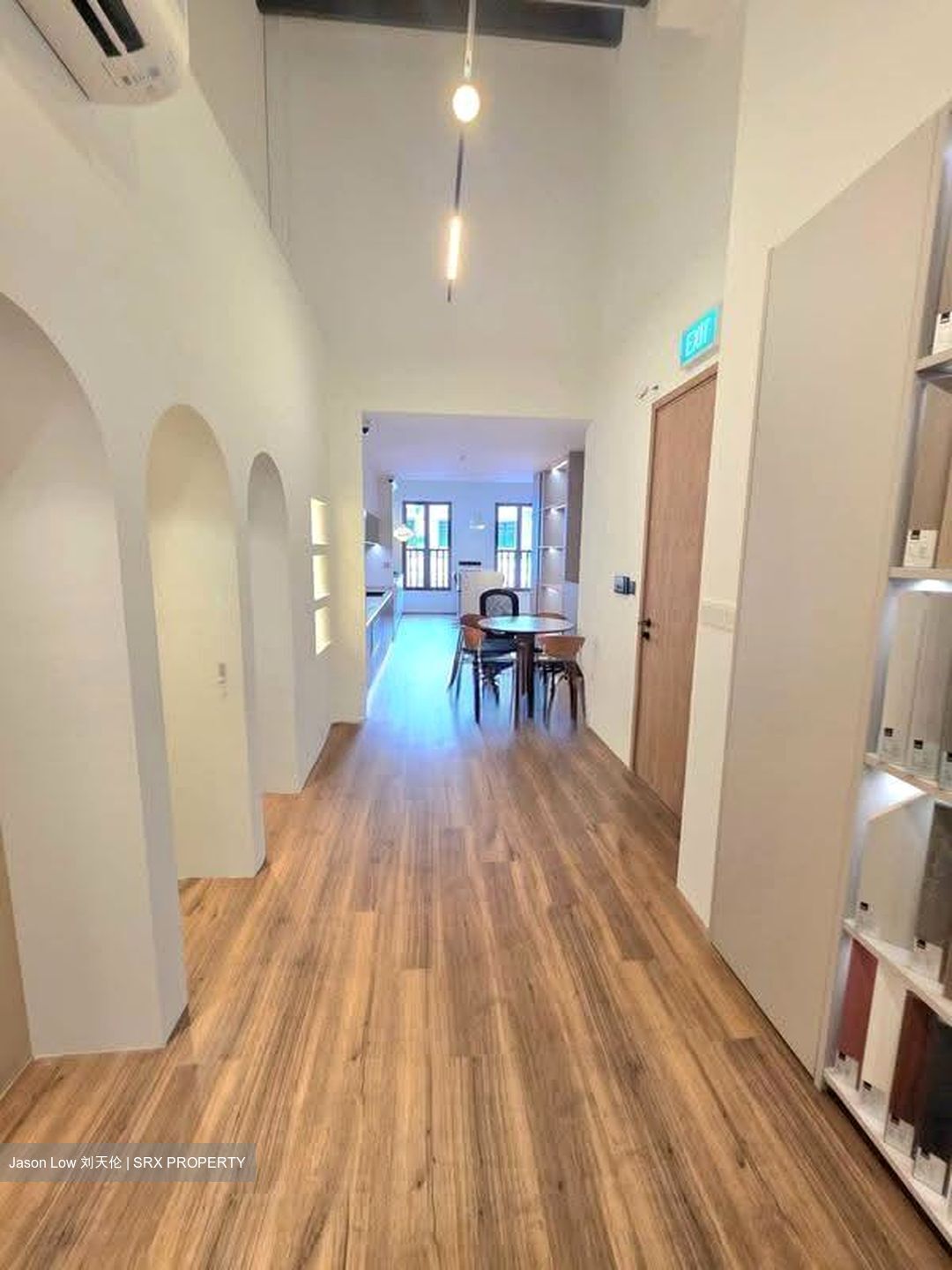 North Bridge Road (D7), Office #634599451